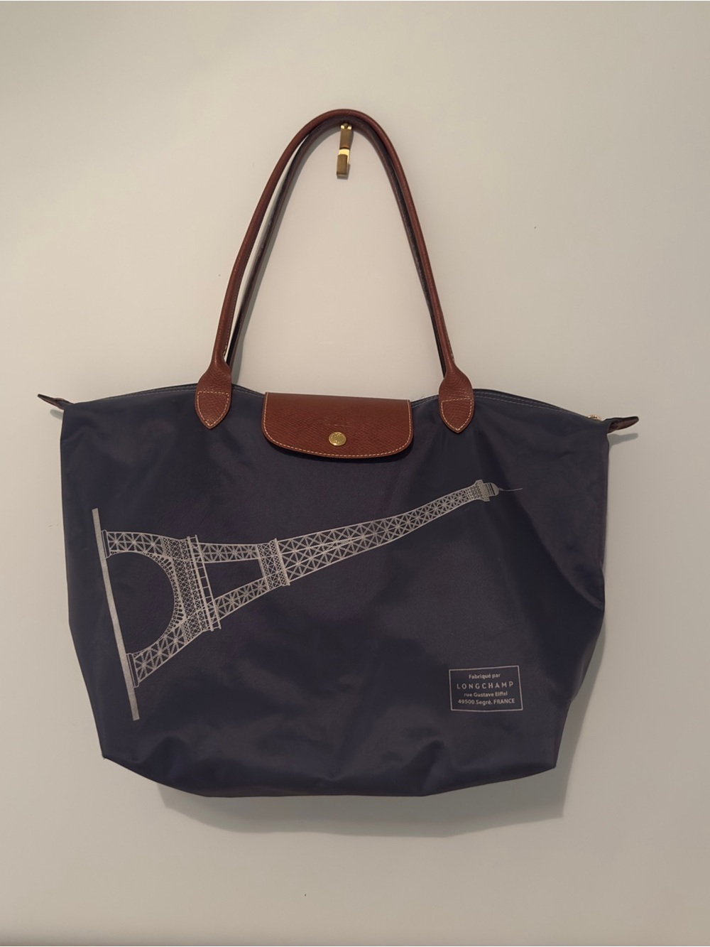 Longchamp 2010’s Limited Edition Blue Tote with Brown Leather Trim. - Picture 2 of 10